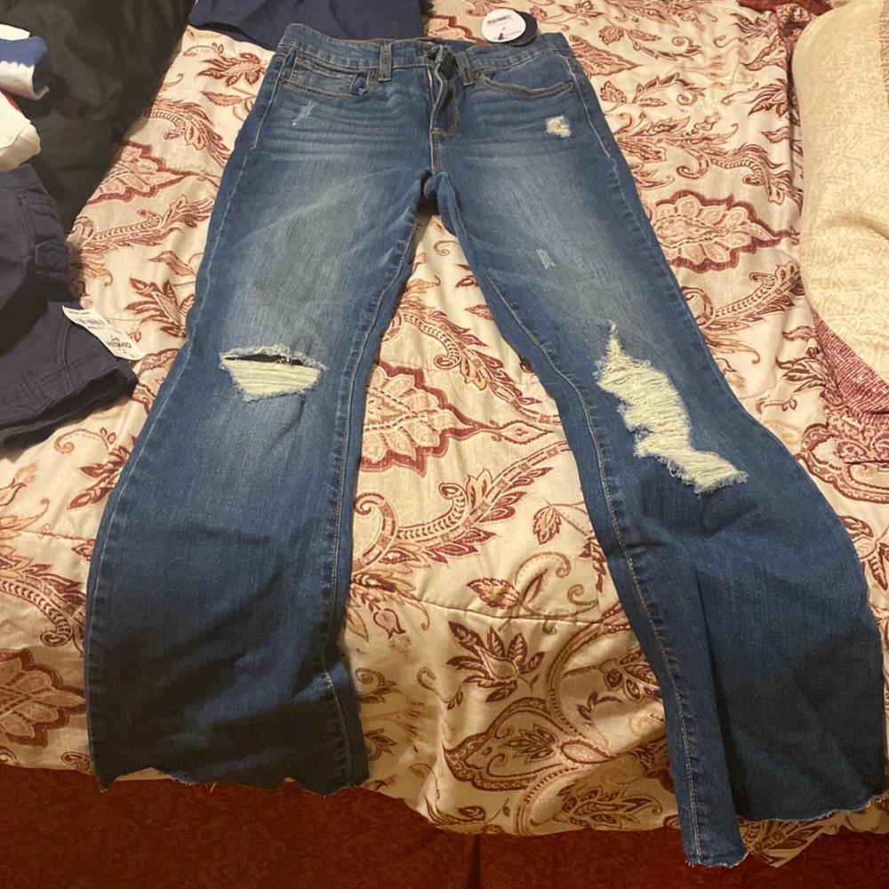 NWT. Size 2 ankle flare jeans.